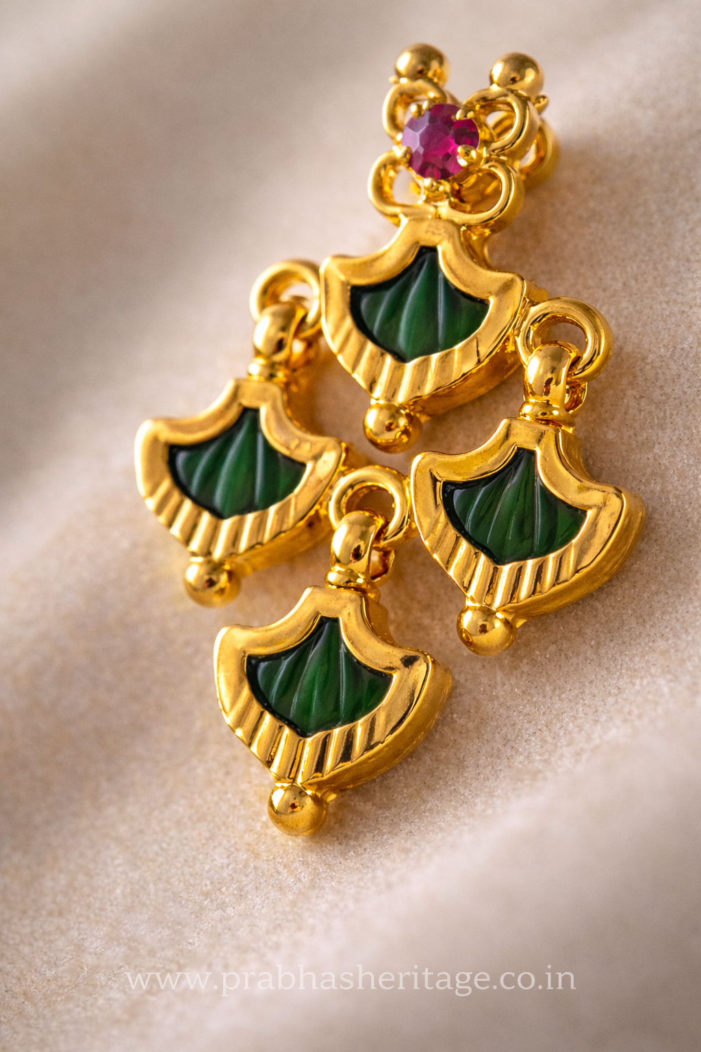 Anuraga Palakka Earrings - Green