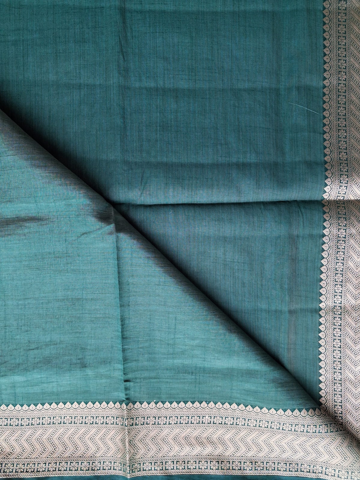 Attached self-colour running blouse with antique zari border, Vanashree Varnam