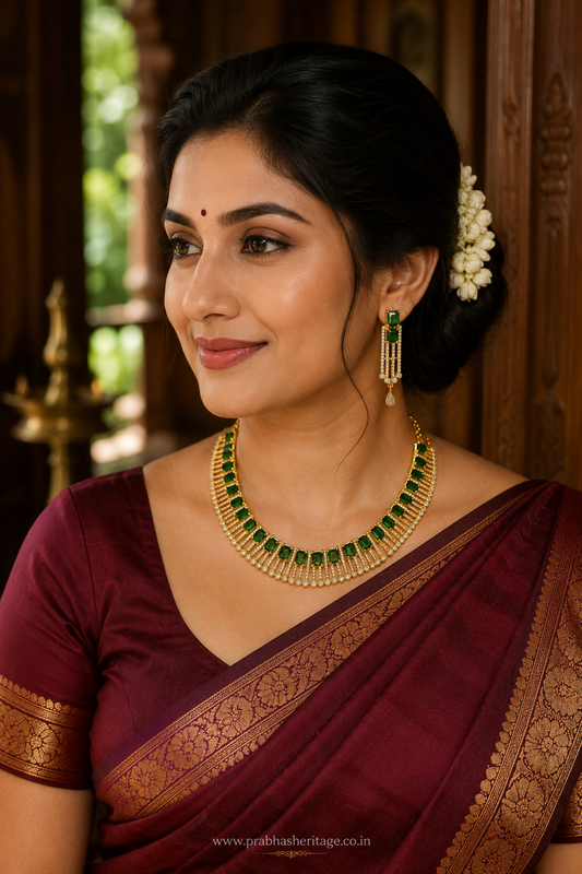 Maragatha Thaarika Necklace Set