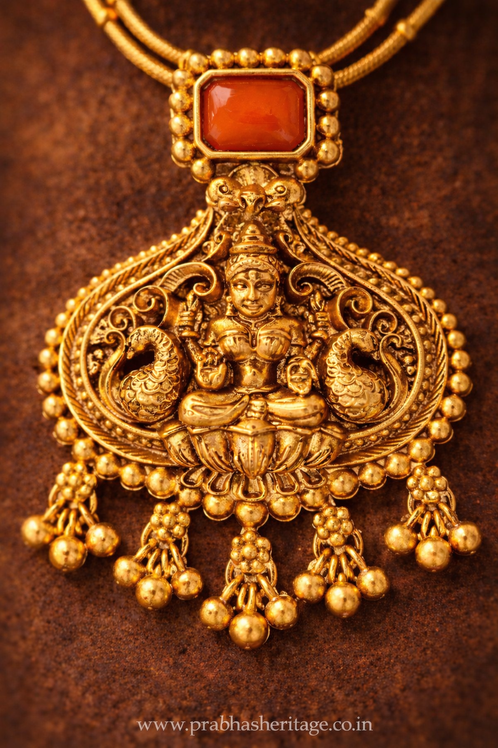 Lakshmi Mayura Antique Temple Necklace Set