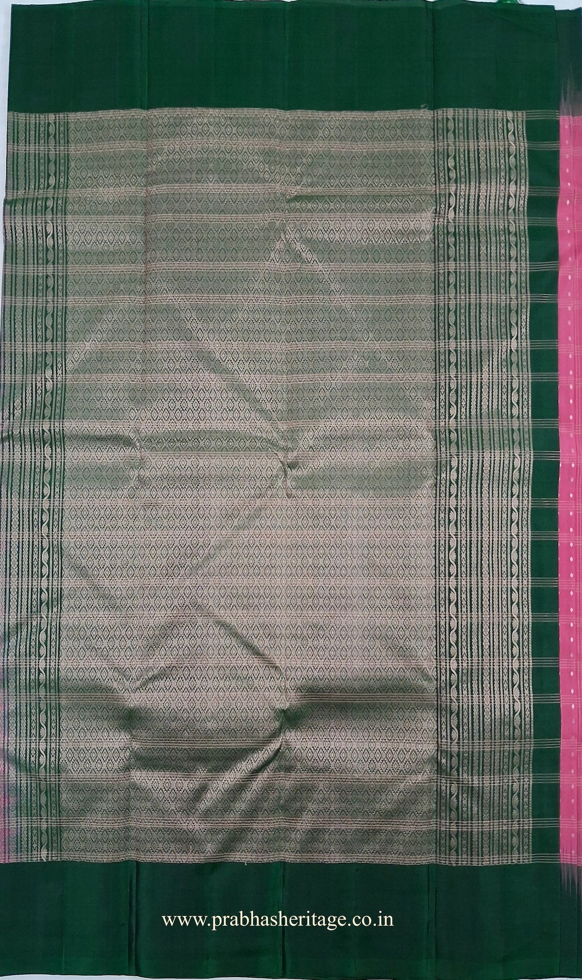 Bottle-green pallu with geometric diamond-like zari motifs and ornamental bands