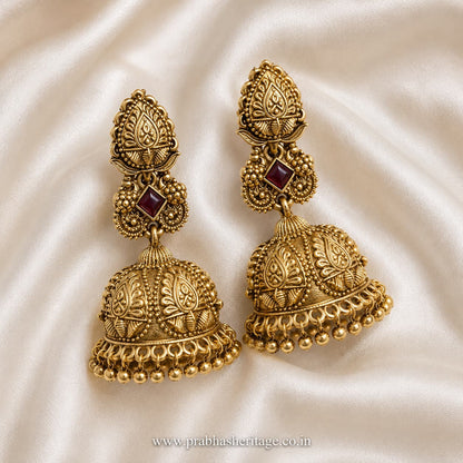 Ratna Shobha Jhimikki view showing the red-toned square stone and ornate upper design