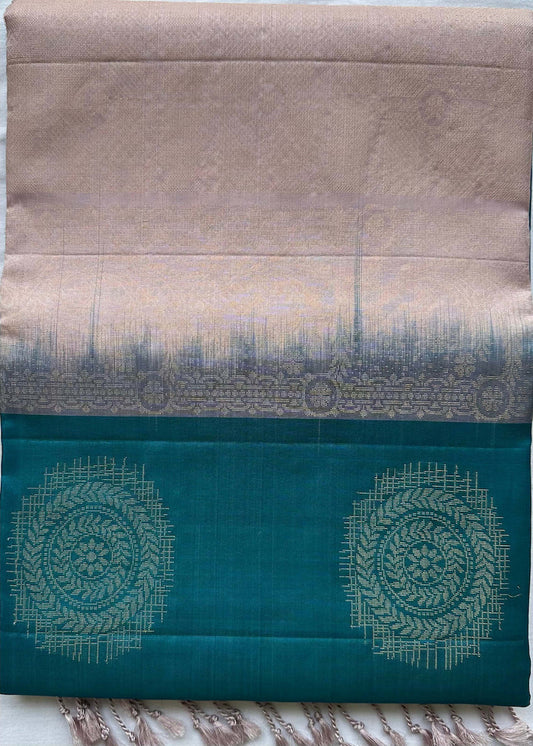Sahana Neelambari Bhaavam short-folded to show the borderless teal body