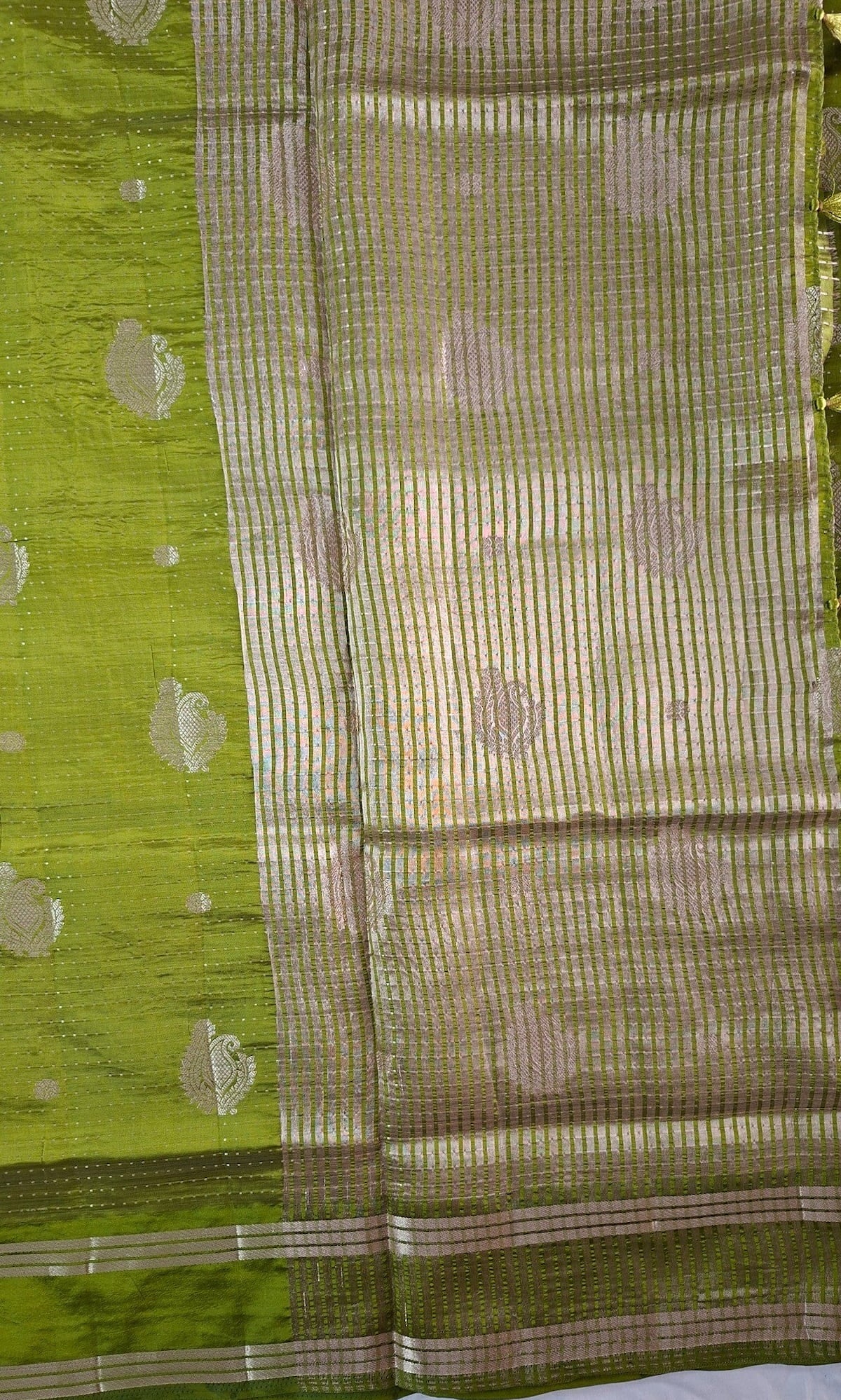 Striped zari pallu on Elam Pachai Varnam lime green semi-tussar saree